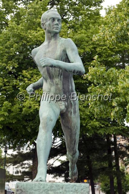 finlande 24.JPG - Statue de Paavo Nurmi, Helsinki, Finlande